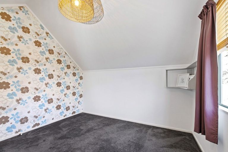 Photo of property in 70 Tawavale Street, Pukehangi, Rotorua, 3015