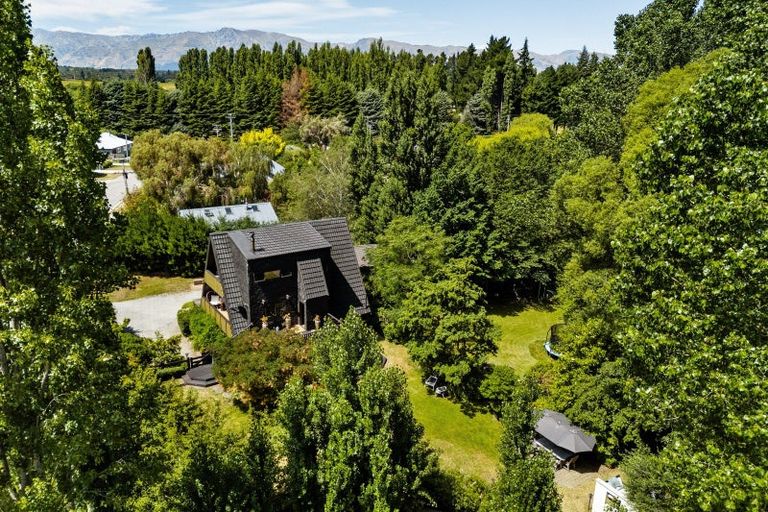 Photo of property in 17-21 Wairau Road, Albert Town, Wanaka, 9305