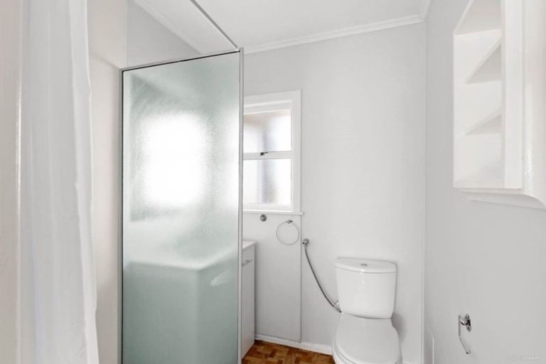 Photo of property in 6/34 Pupuke Road, Takapuna, Auckland, 0622