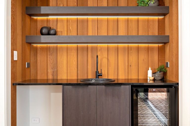 Photo of property in 16 Pacific Parade, Coastlands, Whakatane, 3120