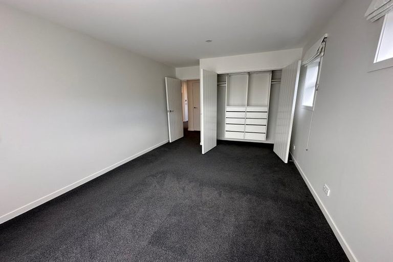 Photo of property in 34 Epic Way, Newlands, Wellington, 6037