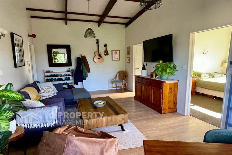 Photo of property in 2/2 New Street, Hamilton East, Hamilton, 3216