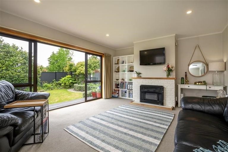 Photo of property in 72 Bateup Road, Richmond, 7020