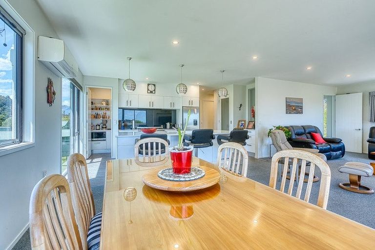 Photo of property in 91 Beach Road, Kakapotahi, Ross, 7885