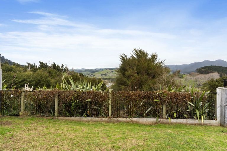 Photo of property in 13 Manatu Close, Whangamata, 3691