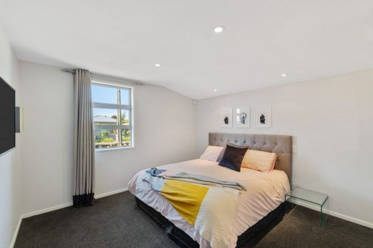 Photo of property in 15 Colesbury Street, Bishopdale, Christchurch, 8053