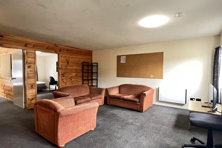 Photo of property in Basin Reserve Complex, 47/4 Sussex Street, Mount Cook, Wellington, 6021