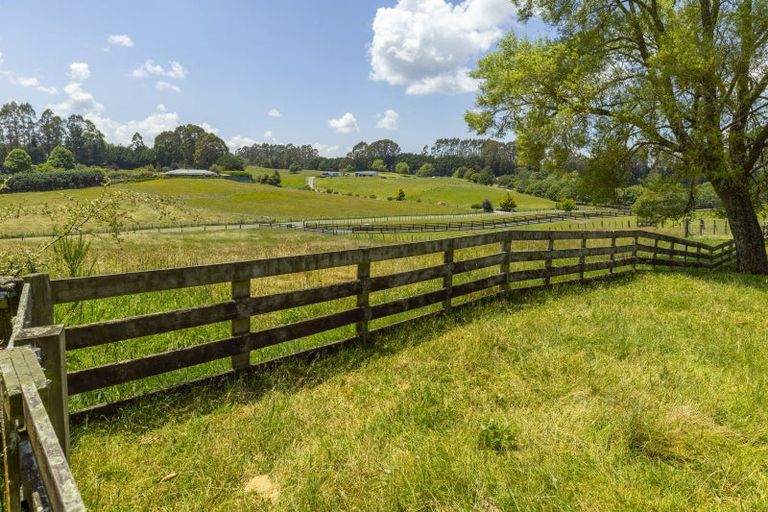 Photo of property in 72 Ridgetop Way, Oruanui, Taupo, 3384