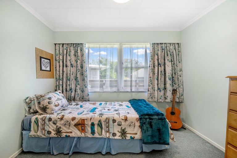 Photo of property in 9 Anaru Place, Awapuni, Palmerston North, 4412