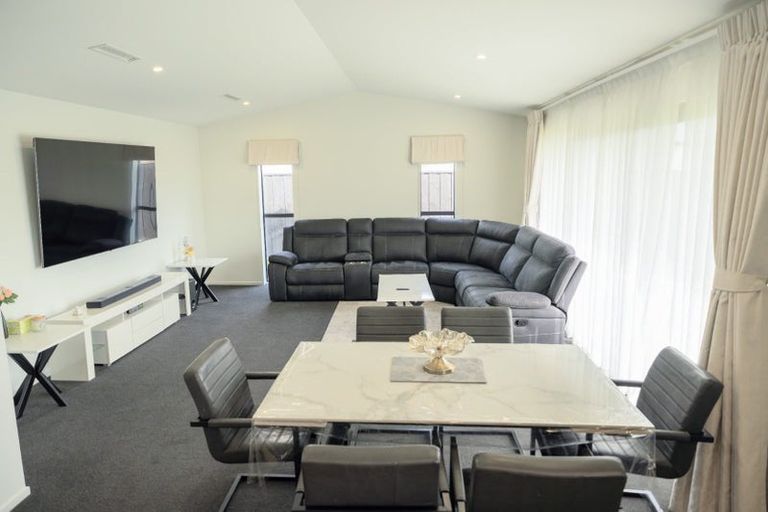 Photo of property in 27 Henshaw Street, Woodend, 7610