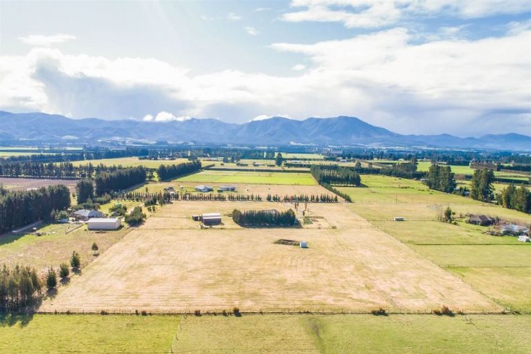 Photo of property in 69 Leslies Road, Cust, Rangiora, 7471