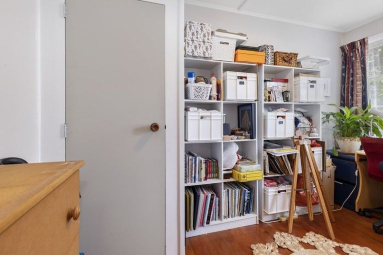 Photo of property in 70 Wilkie Crescent, Naenae, Lower Hutt, 5011