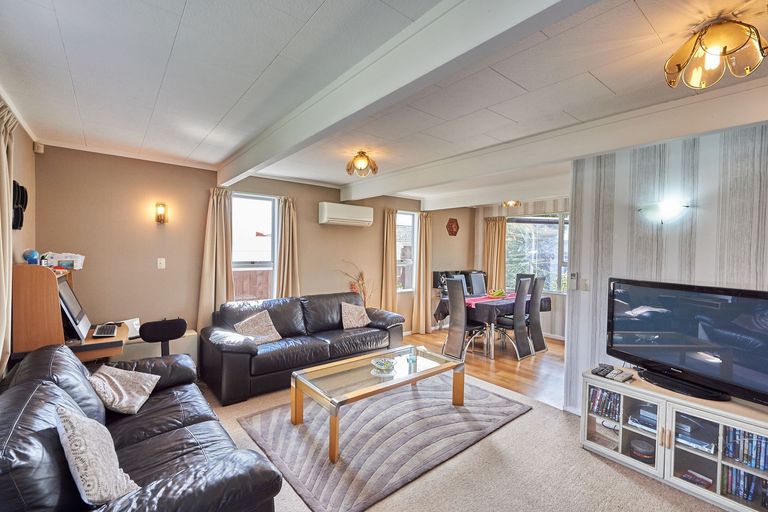 Photo of property in 62 Rennie Avenue, Milson, Palmerston North, 4414