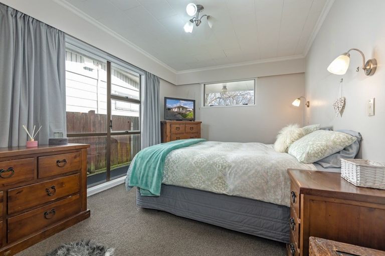 Photo of property in 67 Kaimanawa Street, Kelvin Grove, Palmerston North, 4414