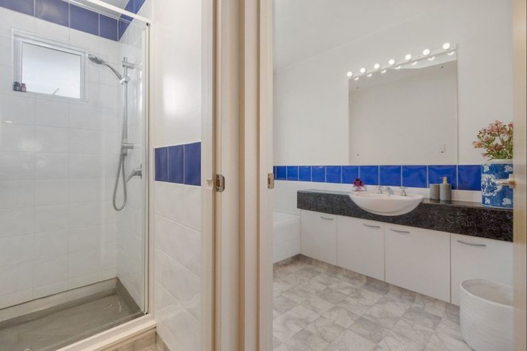 Photo of property in 14 Charles Street, Westshore, Napier, 4110