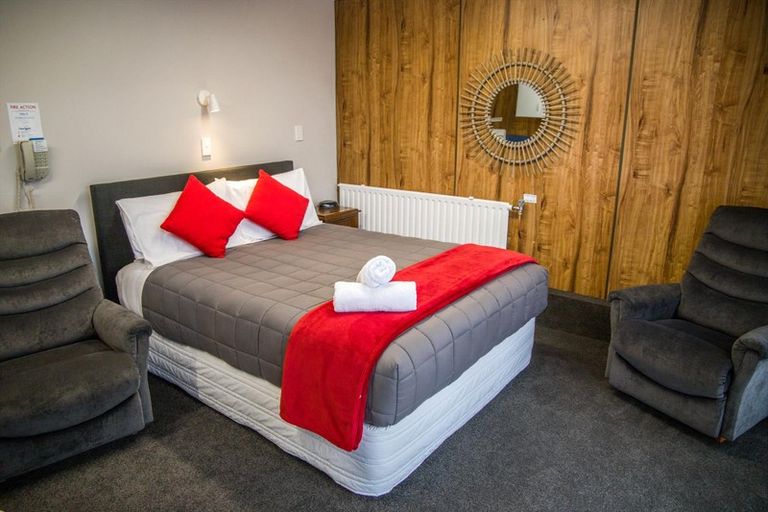 Photo of property in 163-165 Yarrow Street, Invercargill, 9810