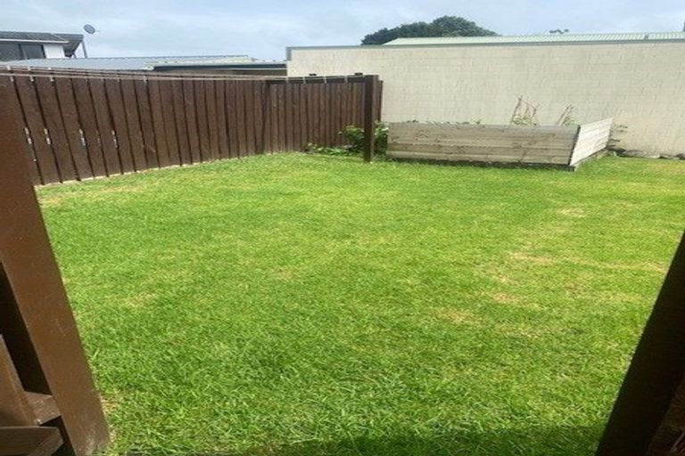 Photo of property in 13 Smeaton Road, Bell Block, New Plymouth, 4312