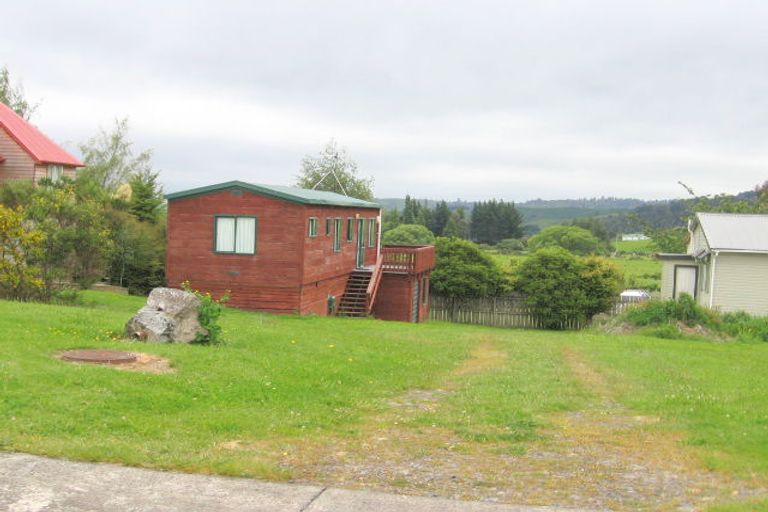 Photo of property in 12 Carter Terrace, Ohakune, 4625