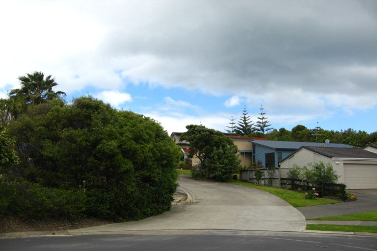 Photo of property in 50 Serene Place, Gulf Harbour, Whangaparaoa, 0930