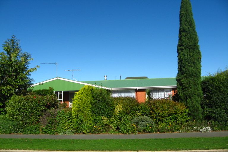 Photo of property in 28 Wickliffe Street, Mosgiel, 9024