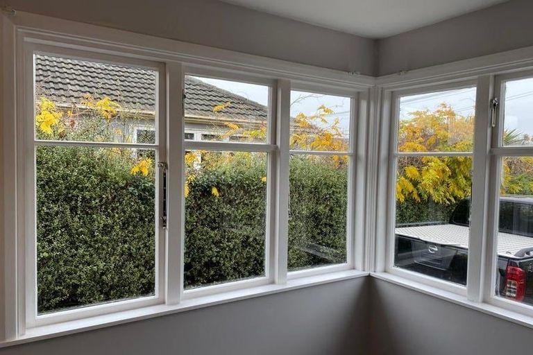 Photo of property in 8 Newall Avenue, Bryndwr, Christchurch, 8052