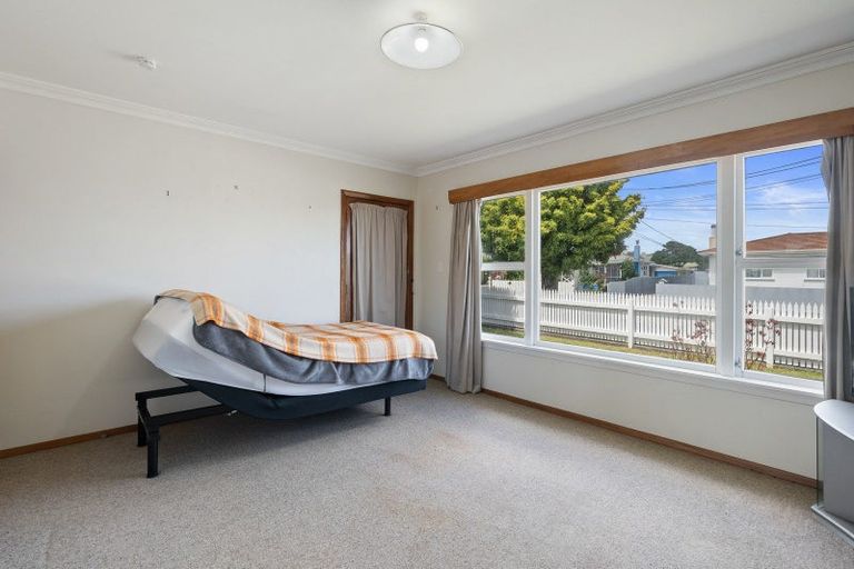 Photo of property in 29 Bledisloe Street, Levin, 5510