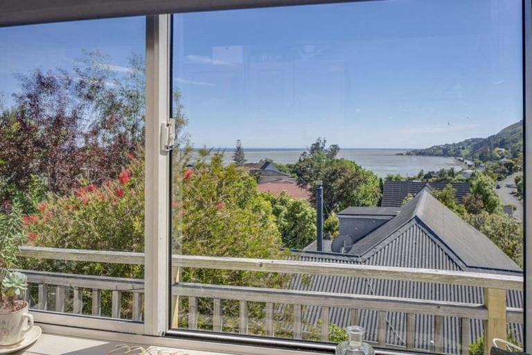 Photo of property in 2/50 Paremata Street, Atawhai, Nelson, 7010