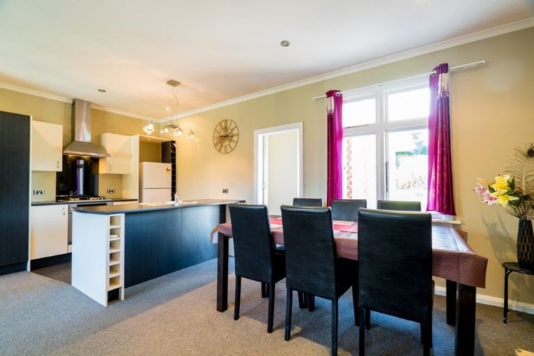 Photo of property in 16 Frasers Road, Glenross, Dunedin, 9011