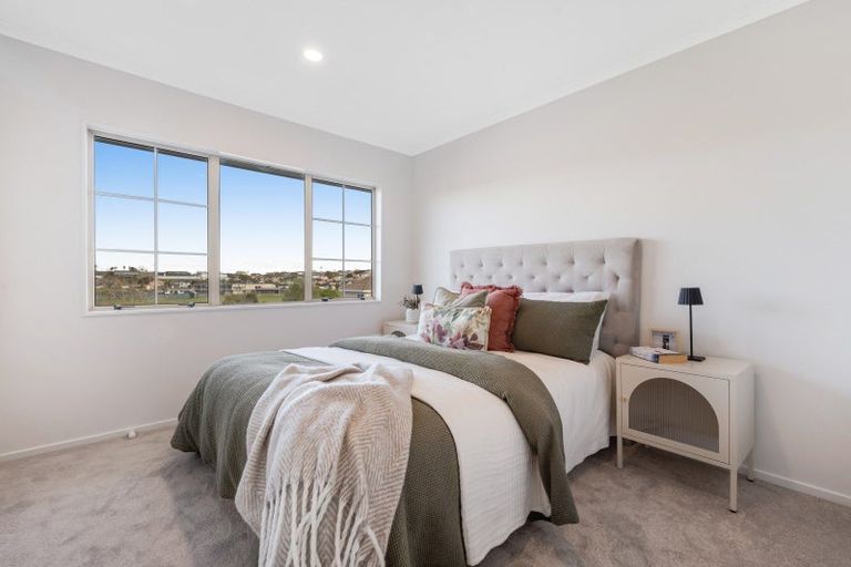 Photo of property in 8 Covina Place, Somerville, Auckland, 2014