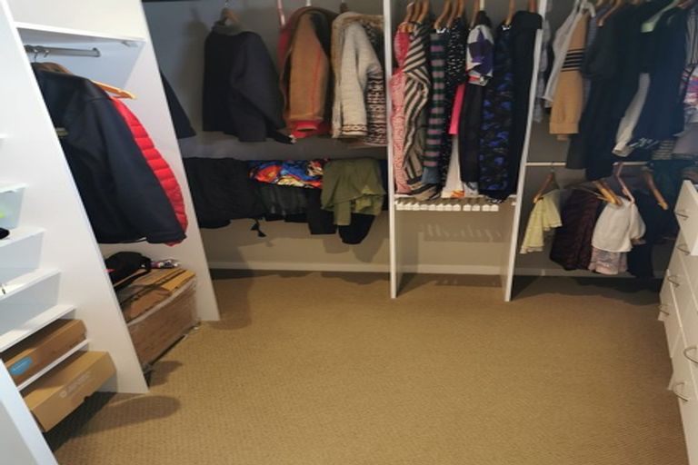 Photo of property in 67 San Valentino Drive, Henderson, Auckland, 0612