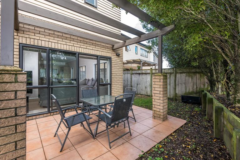 Photo of property in 32 Skip Lane, East Tamaki, Auckland, 2013