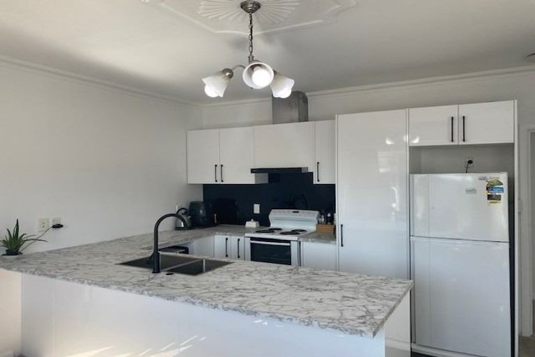 Photo of property in 26 Duncan Street, Tawa, Wellington, 5028