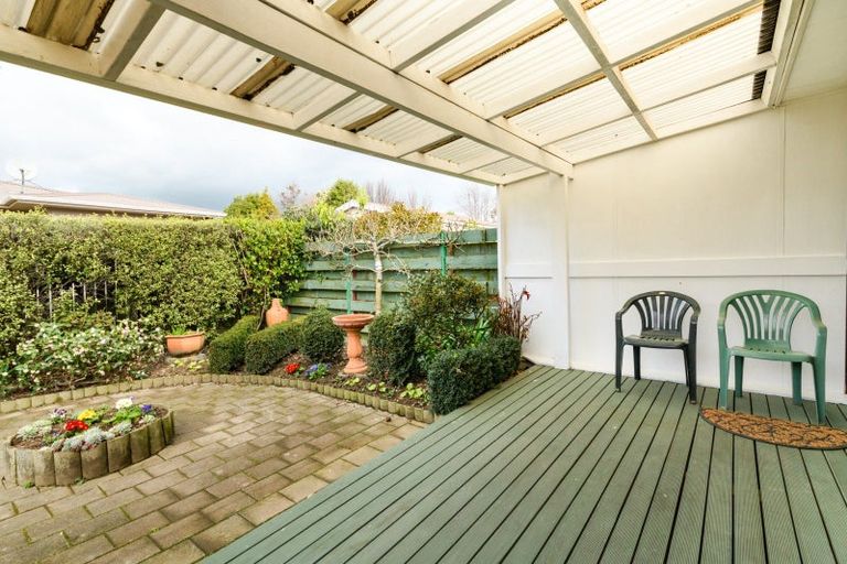 Photo of property in 1 Wharite Place, Awapuni, Palmerston North, 4412