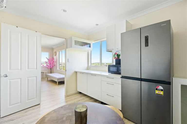 Photo of property in 1177 Whangaparaoa Road, Gulf Harbour, Whangaparaoa, 0930