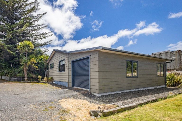 Photo of property in 25 Findlay Street, National Park, Owhango, 3989