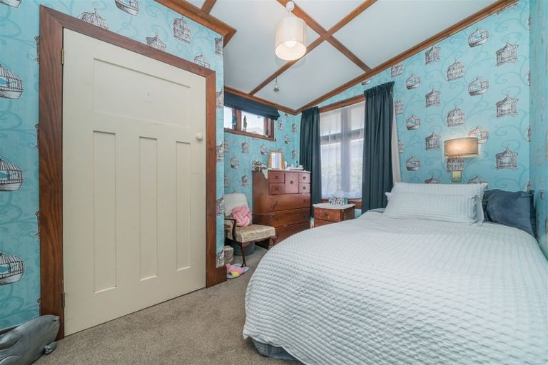 Photo of property in 34 Argyle Avenue, Takaro, Palmerston North, 4410