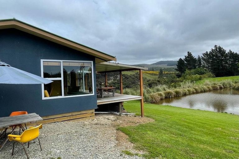 Photo of property in 145 Cosy Dell Road, Herbert, Oamaru, 9495