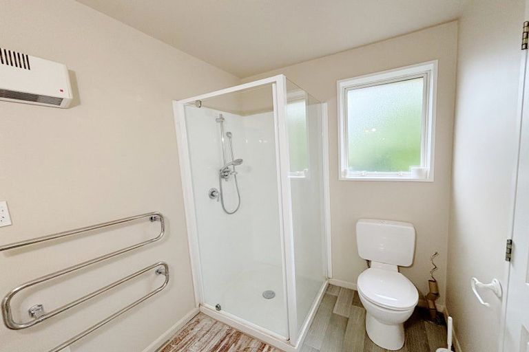 Photo of property in 4/37 Avonhead Road, Avonhead, Christchurch, 8042