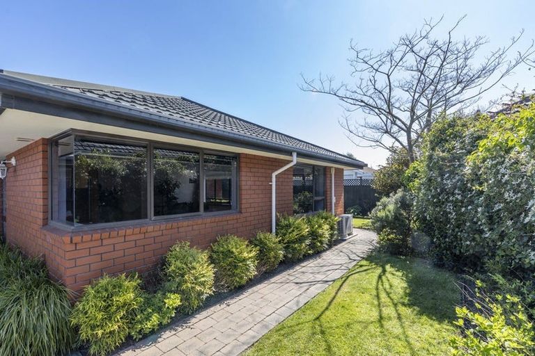 Photo of property in 1/14 Meadow Street, Papanui, Christchurch, 8052