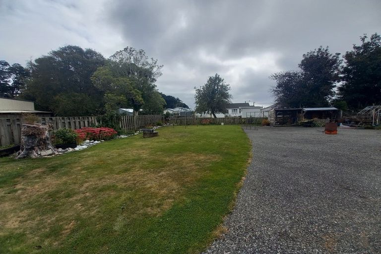 Photo of property in 14 Bridge Street, Tuatapere, 9620