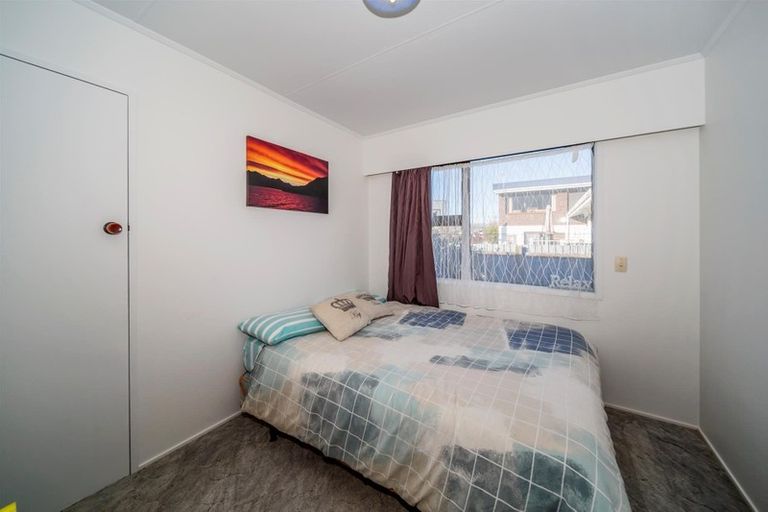 Photo of property in 73 Fantham Street, Hawera, 4610