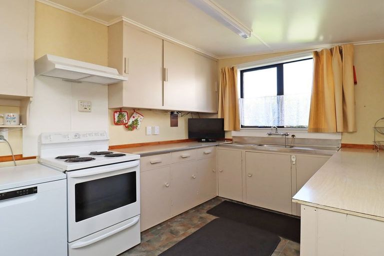 Photo of property in 14 Semple Street, Kakanui, Oamaru, 9495