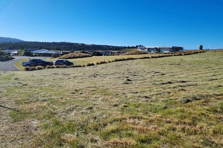 Photo of property in 11 Sams Place, Lake Tekapo, 7999