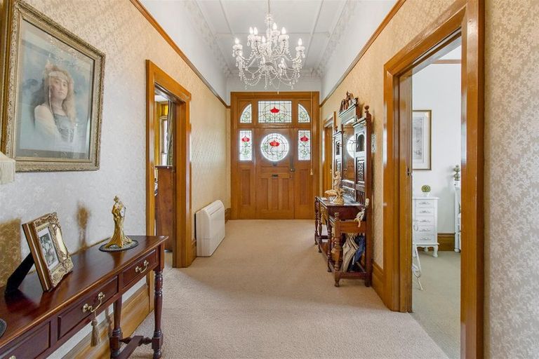 Photo of property in 90 Shearman Street, Waimate, 7924