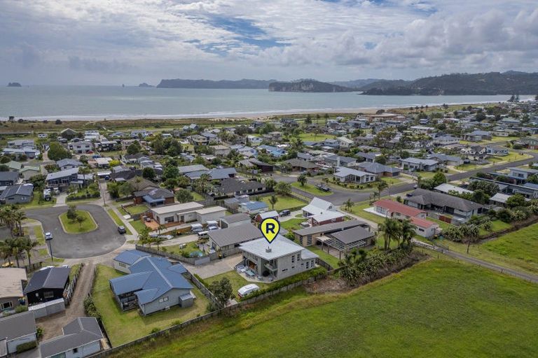 Photo of property in 14 Clipper Place, Whitianga, 3510