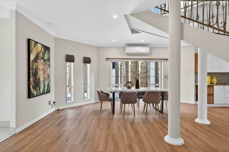 Photo of property in 38c Wicklam Lane, Greenhithe, Auckland, 0632