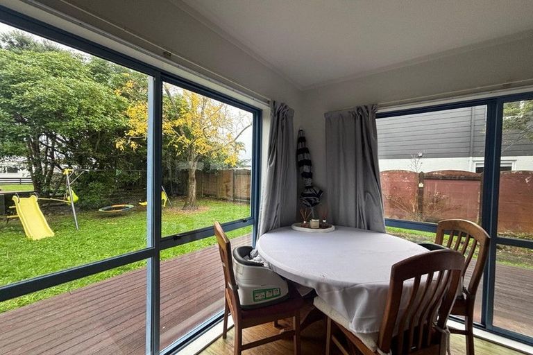 Photo of property in 116e Sandspit Road, Waiuku, 2123