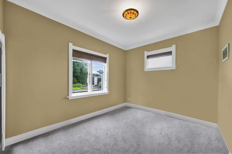 Photo of property in 335 Glover Road, Hawera, 4675