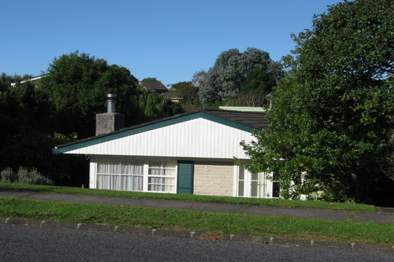 Photo of property in 26 Sorrel Crescent, Bucklands Beach, Auckland, 2012