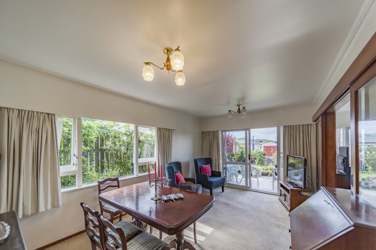 Photo of property in 11 Wallace Road, Waipukurau, 4200